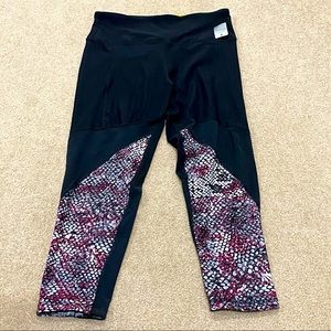 NWT Reversible Marika Legging